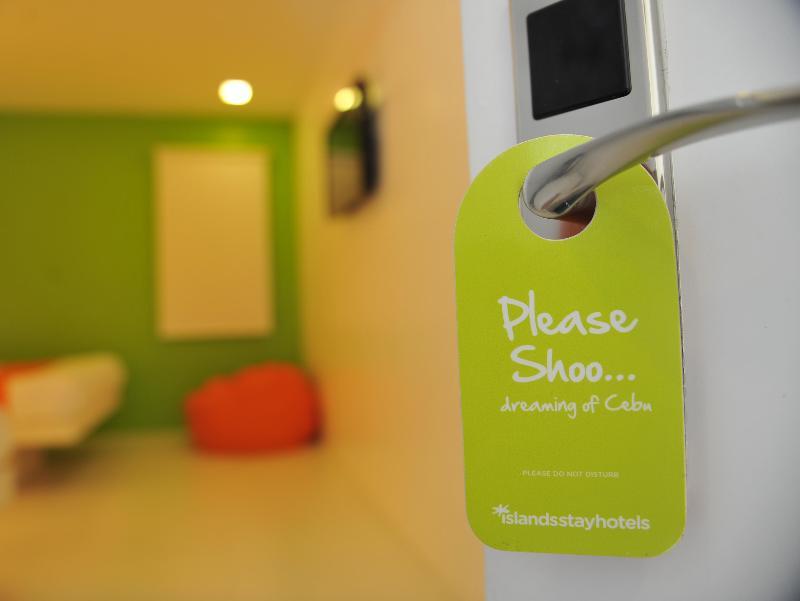 Islands Stay Hotels - Uptown Cebu Ngoại thất bức ảnh