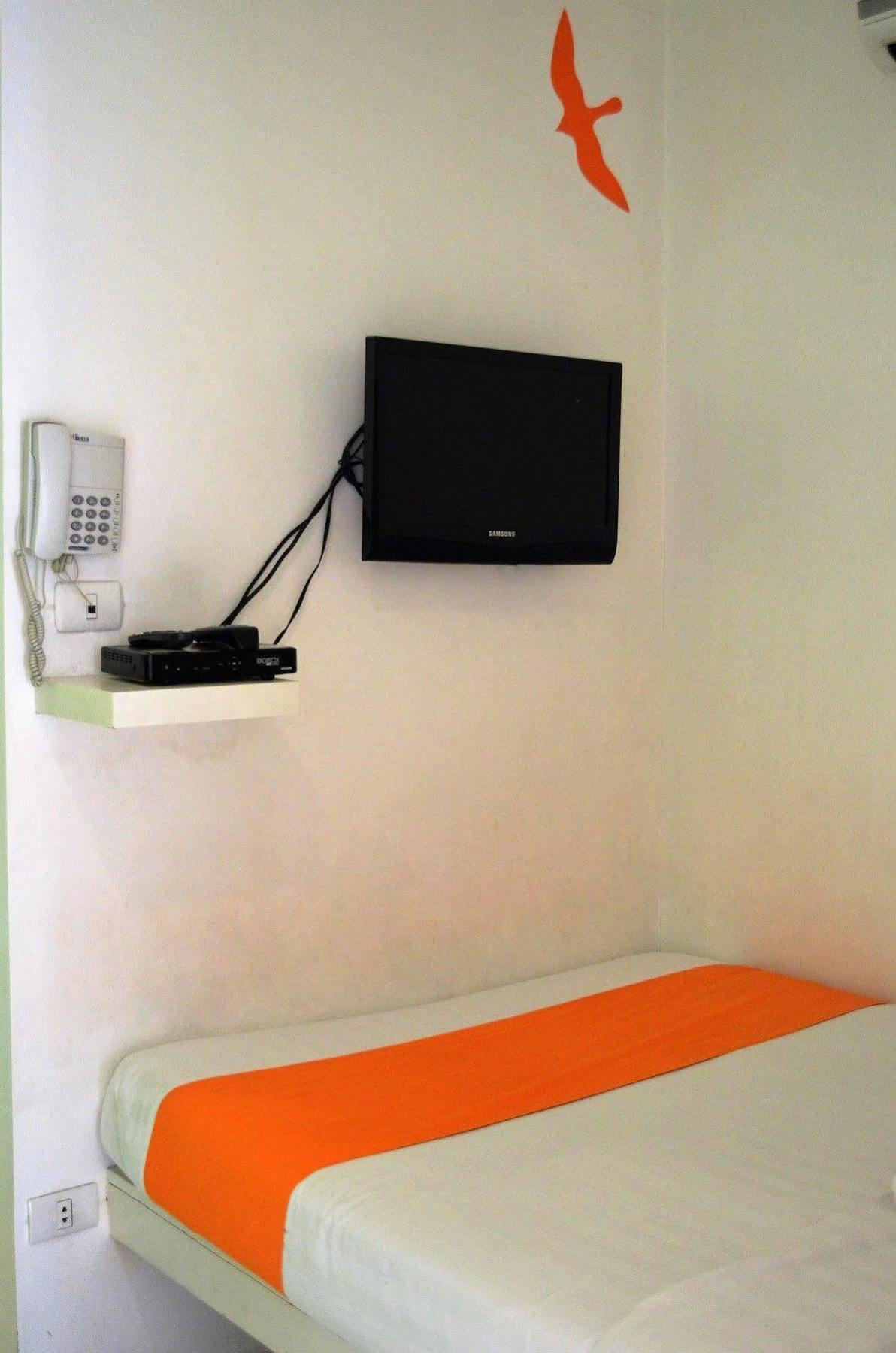 Islands Stay Hotels - Uptown Cebu Ngoại thất bức ảnh