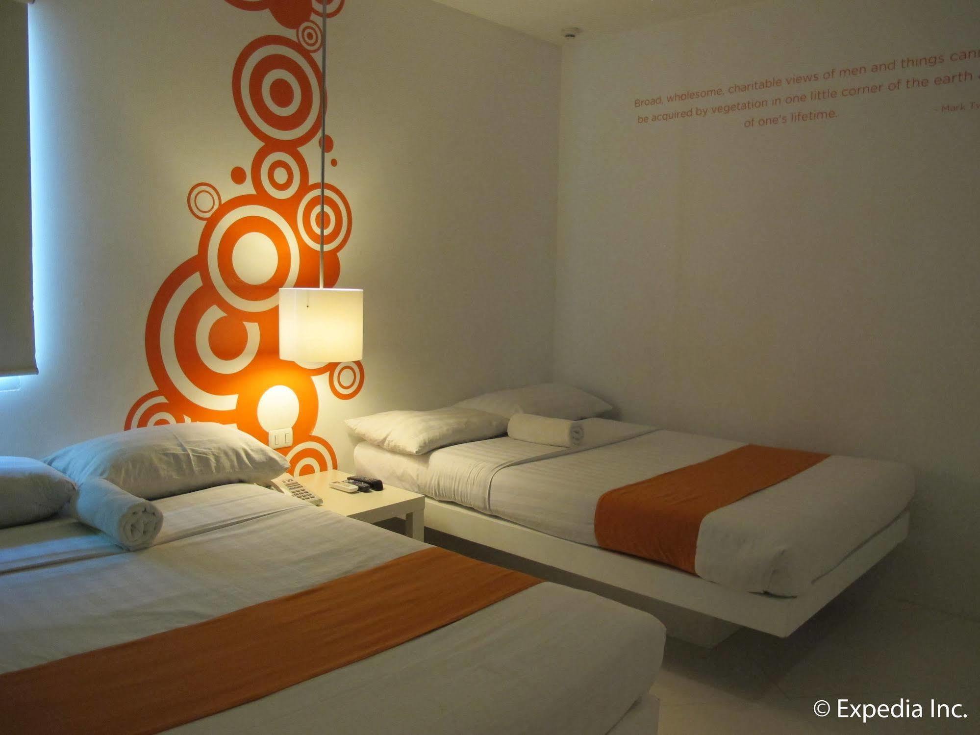 Islands Stay Hotels - Uptown Cebu Ngoại thất bức ảnh